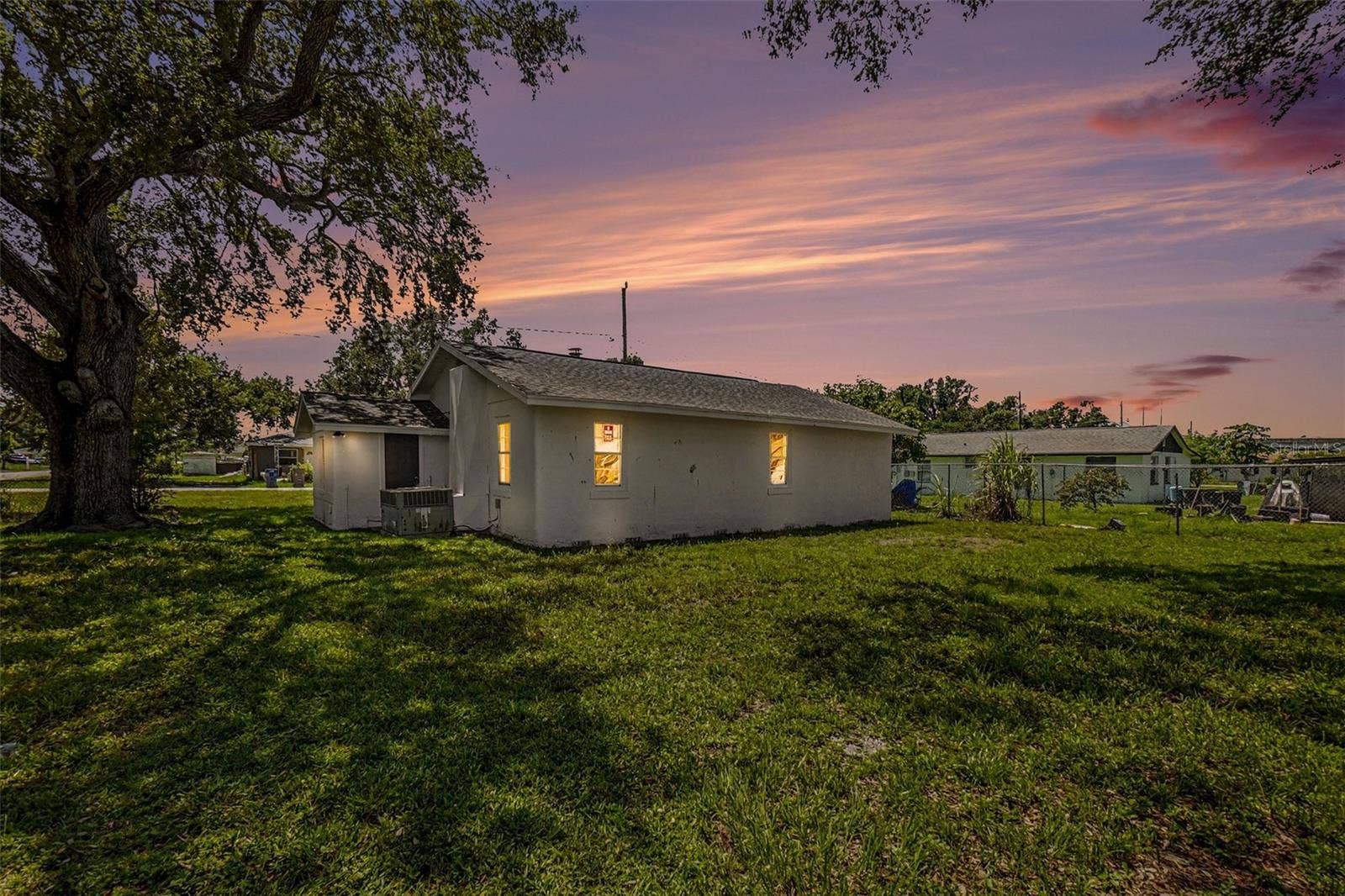 220 29TH STREET E, Palmetto, FL 34221 220 29TH STREET E, Palmetto, FL 34221