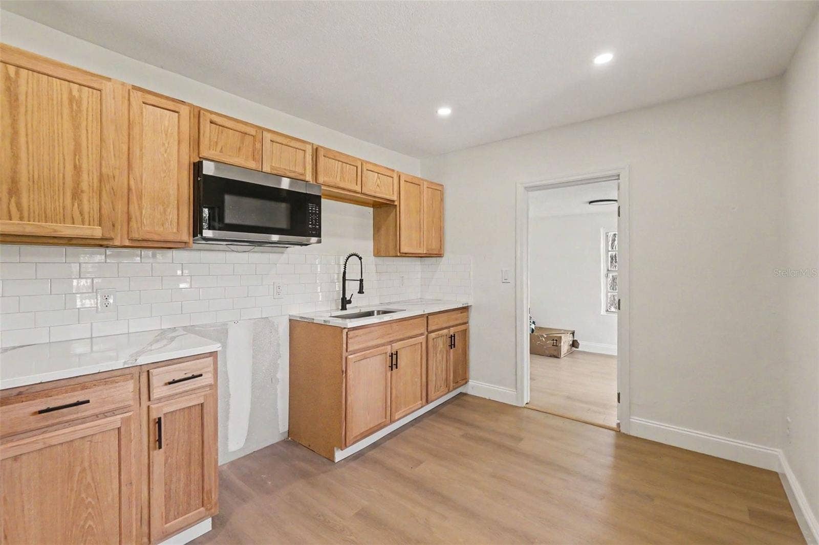 220 29TH STREET E, Palmetto, FL 34221 220 29TH STREET E, Palmetto, FL 34221