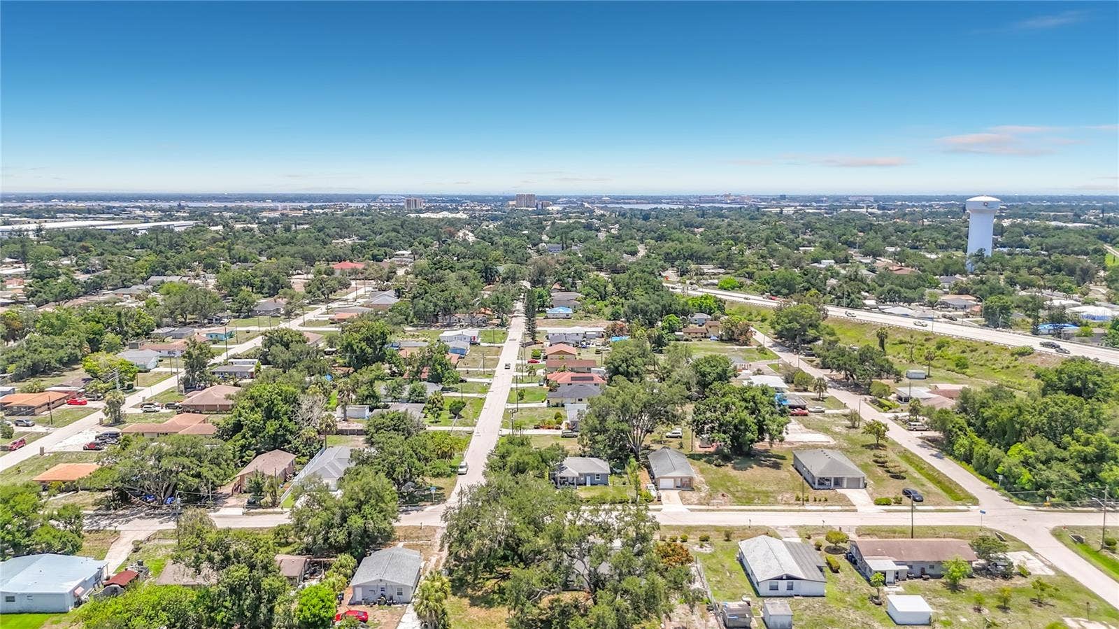 220 29TH STREET E, Palmetto, FL 34221 220 29TH STREET E, Palmetto, FL 34221