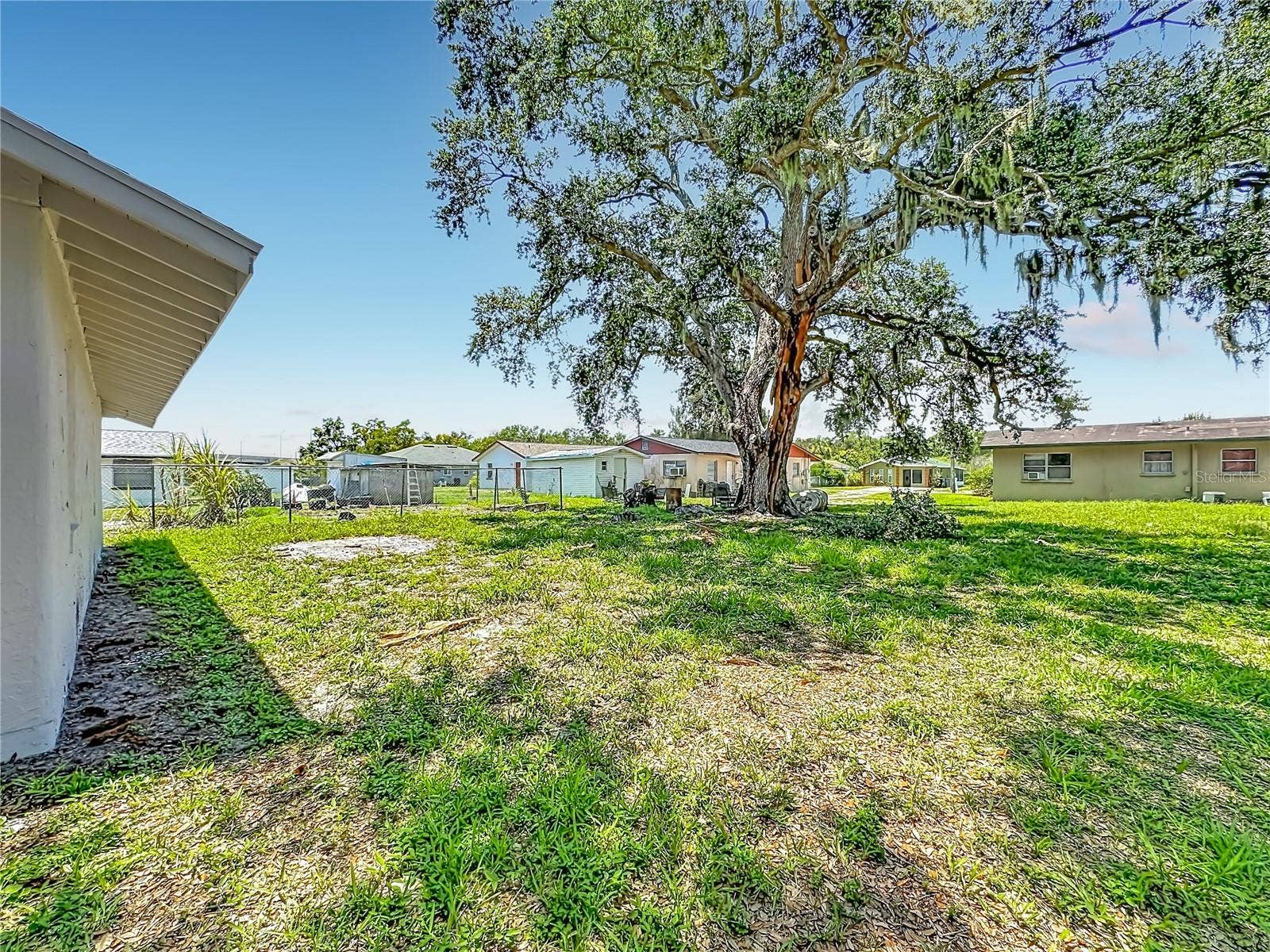 220 29TH STREET E, Palmetto, FL 34221 220 29TH STREET E, Palmetto, FL 34221