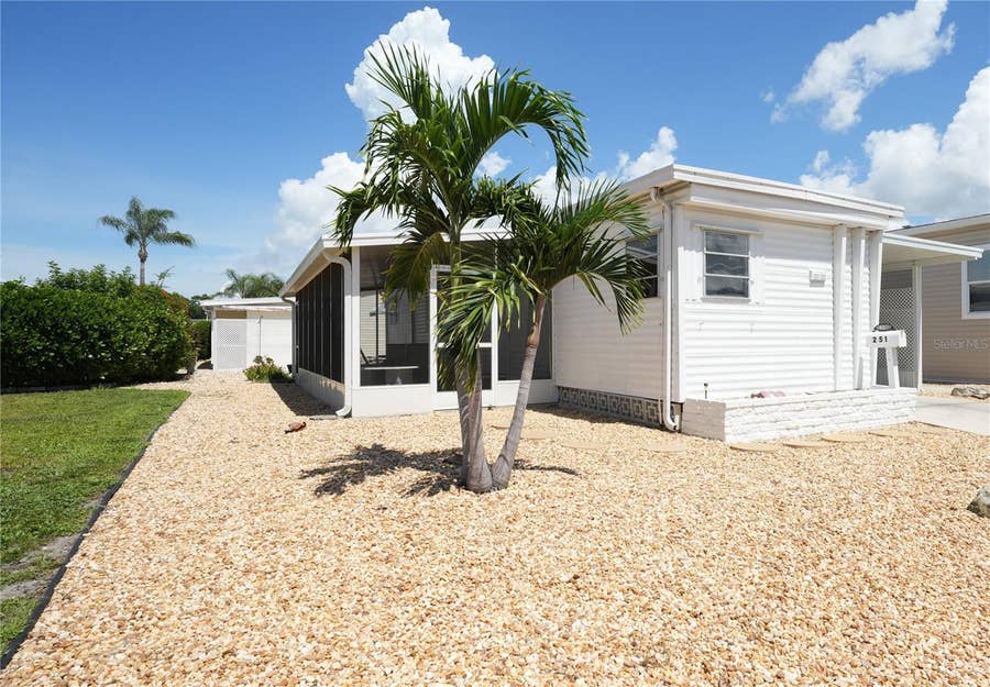 Property photo for 251 SOUTHWINDS DRIVE, Sarasota, FL