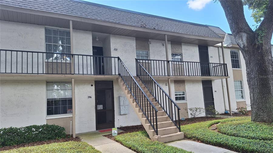 Property photo for 809 RUSSELL LANE, #323, Brandon, FL