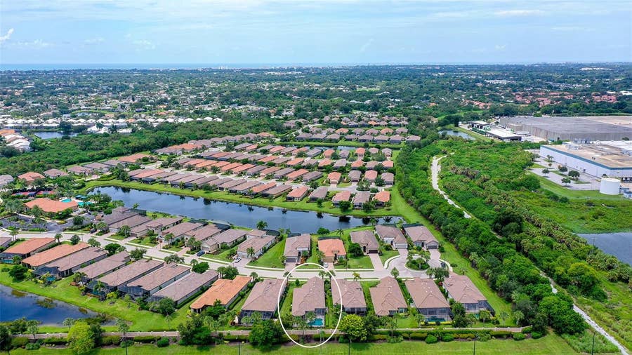 Property photo for 8716 AMARETTO AVENUE, Sarasota, FL