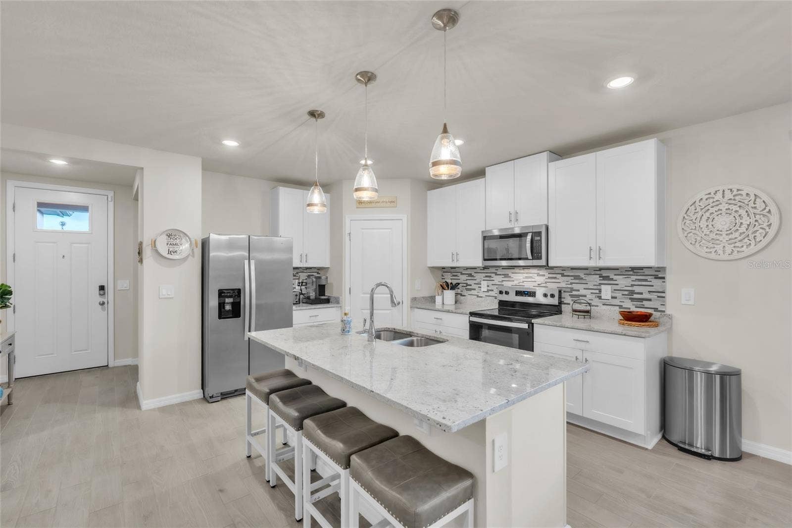 152 LAZY SHORE DRIVE, Nokomis, FL 34275 152 LAZY SHORE DRIVE, Nokomis, FL 34275