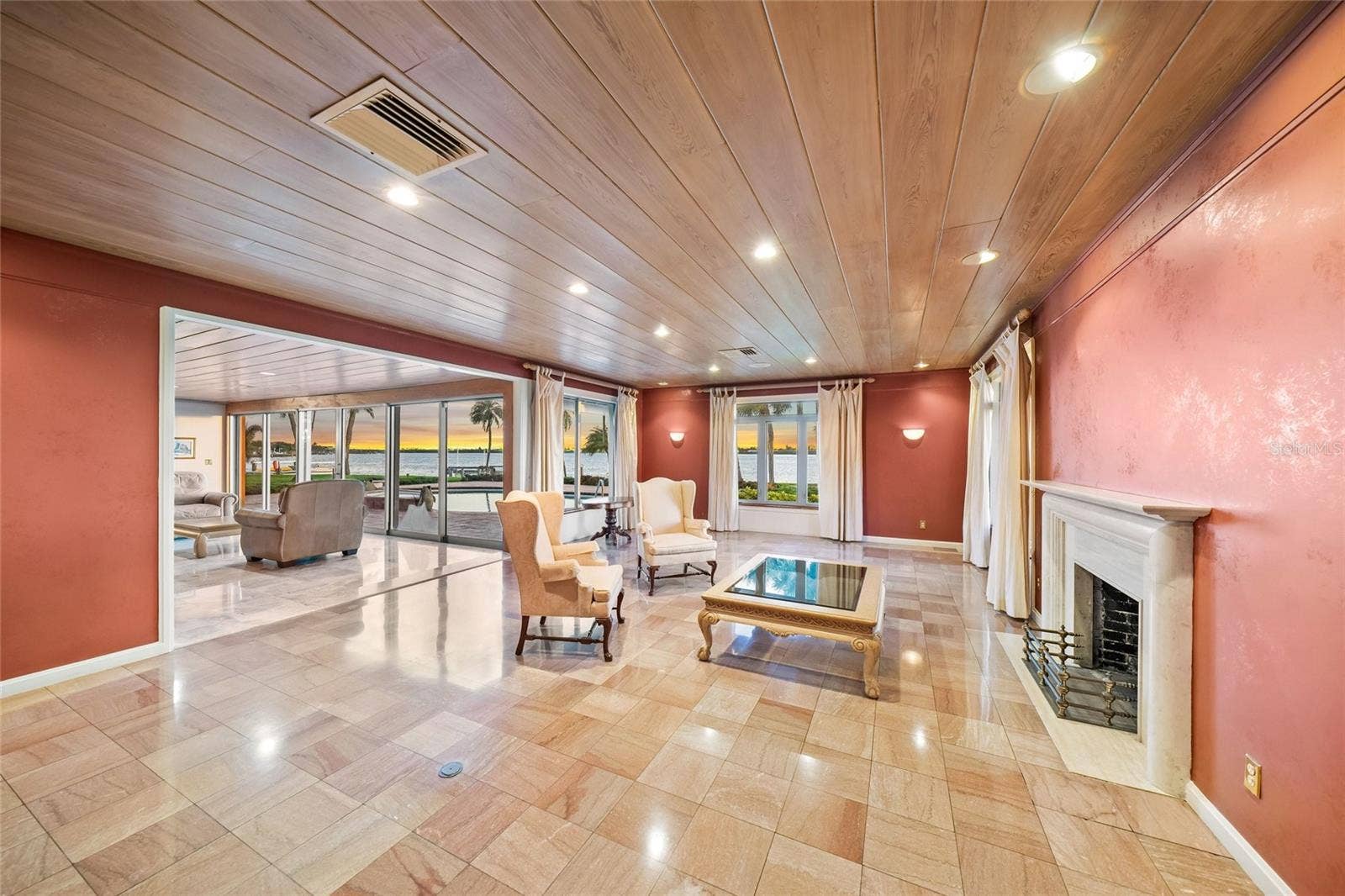 1136 N LAKE SHORE DRIVE, Sarasota, FL 34231 1136 N LAKE SHORE DRIVE, Sarasota, FL 34231