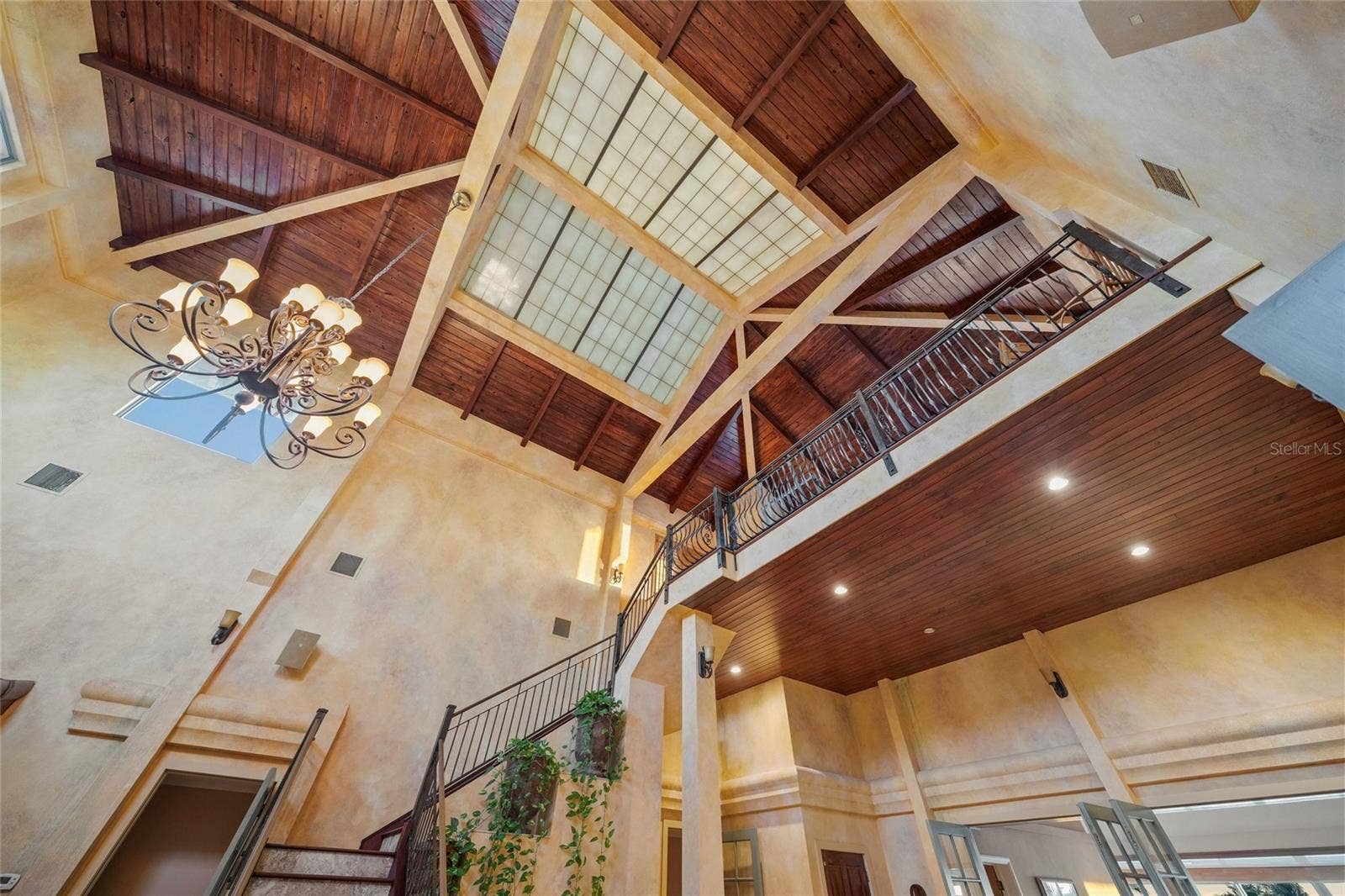 1136 N LAKE SHORE DRIVE, Sarasota, FL 34231 1136 N LAKE SHORE DRIVE, Sarasota, FL 34231