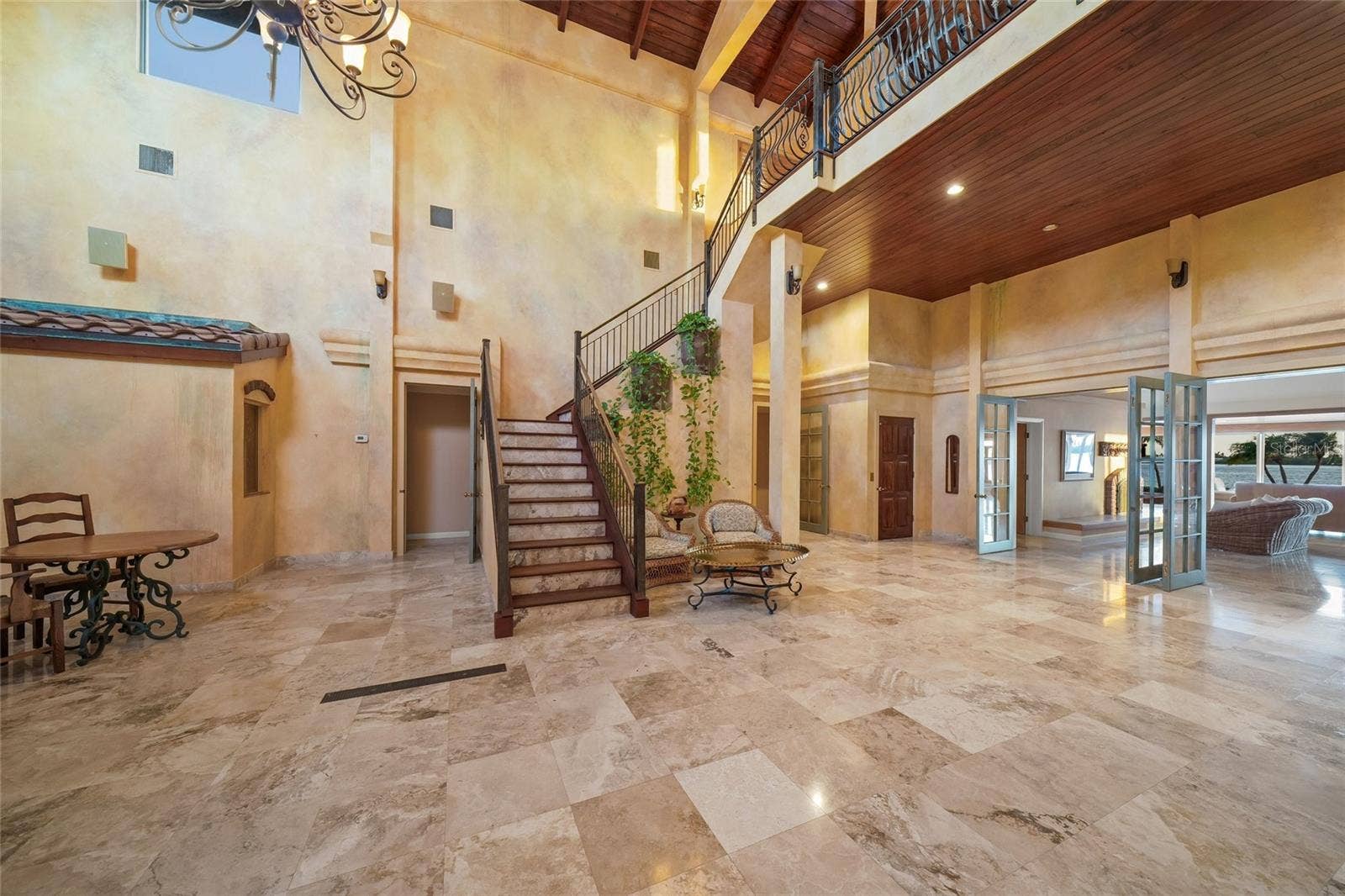 1136 N LAKE SHORE DRIVE, Sarasota, FL 34231 1136 N LAKE SHORE DRIVE, Sarasota, FL 34231