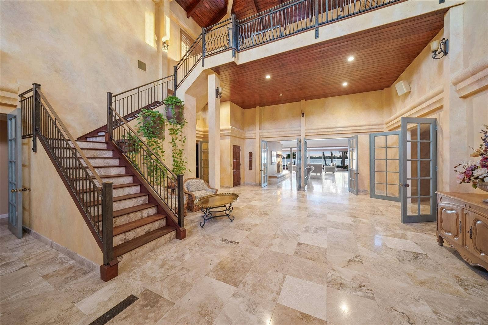 1136 N LAKE SHORE DRIVE, Sarasota, FL 34231 1136 N LAKE SHORE DRIVE, Sarasota, FL 34231
