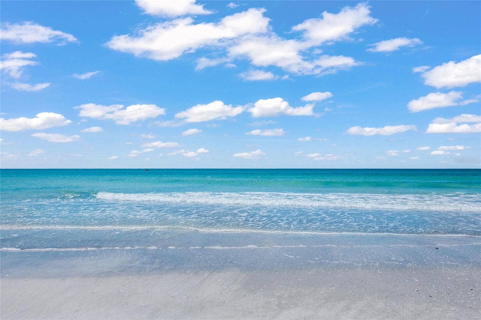 1136 N LAKE SHORE DRIVE, Sarasota, FL 34231 1136 N LAKE SHORE DRIVE, Sarasota, FL 34231