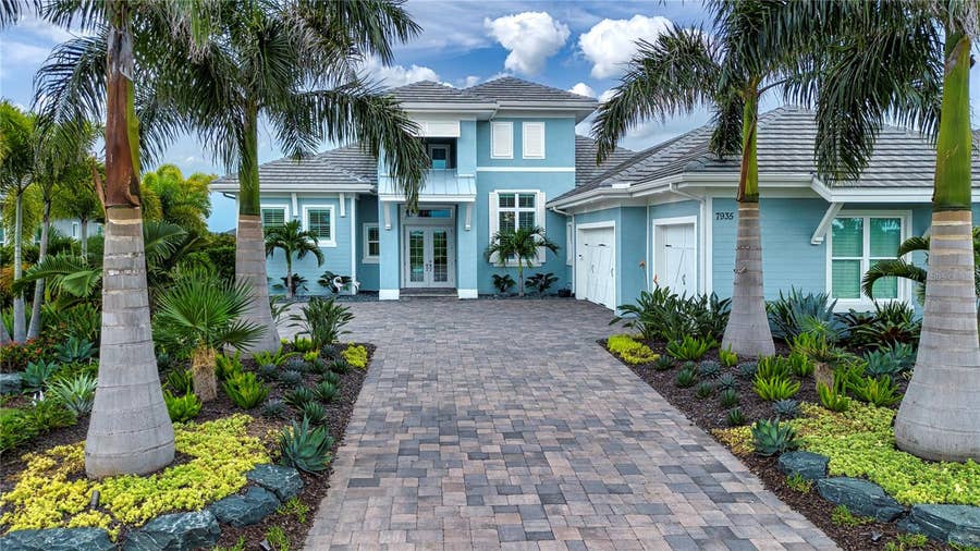 Property photo for 7935 BOWSPIRIT WAY, Bradenton, FL