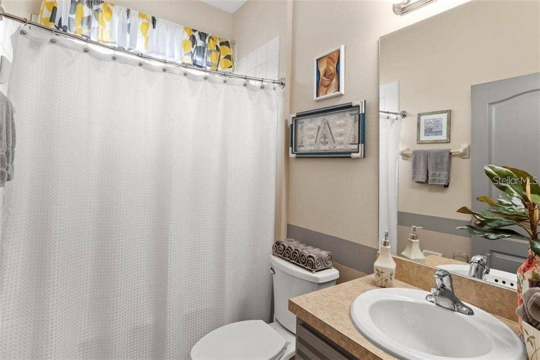 5310 72ND STREET E, Palmetto, FL 34221 Guest Bath