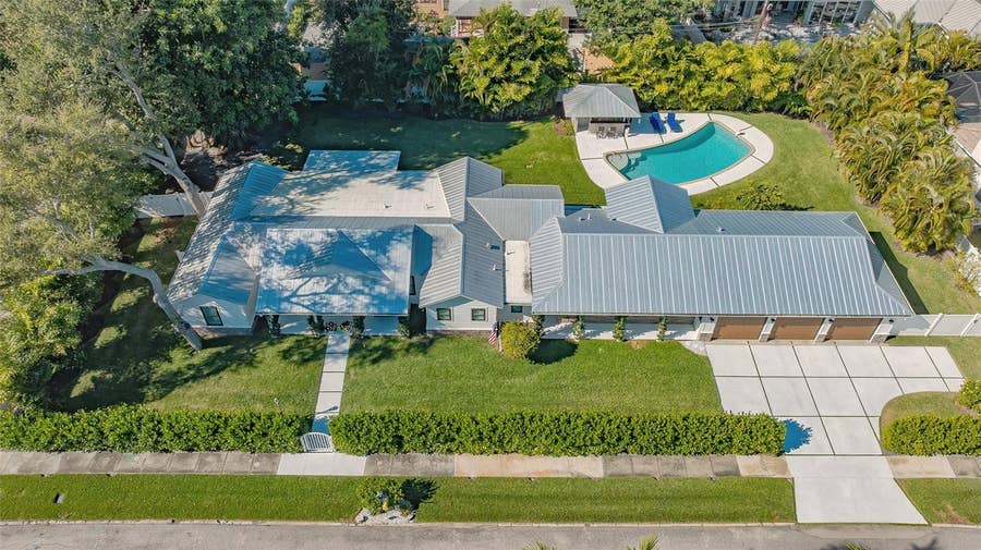Property photo for 3606 PALONIA COURT, Sarasota, FL