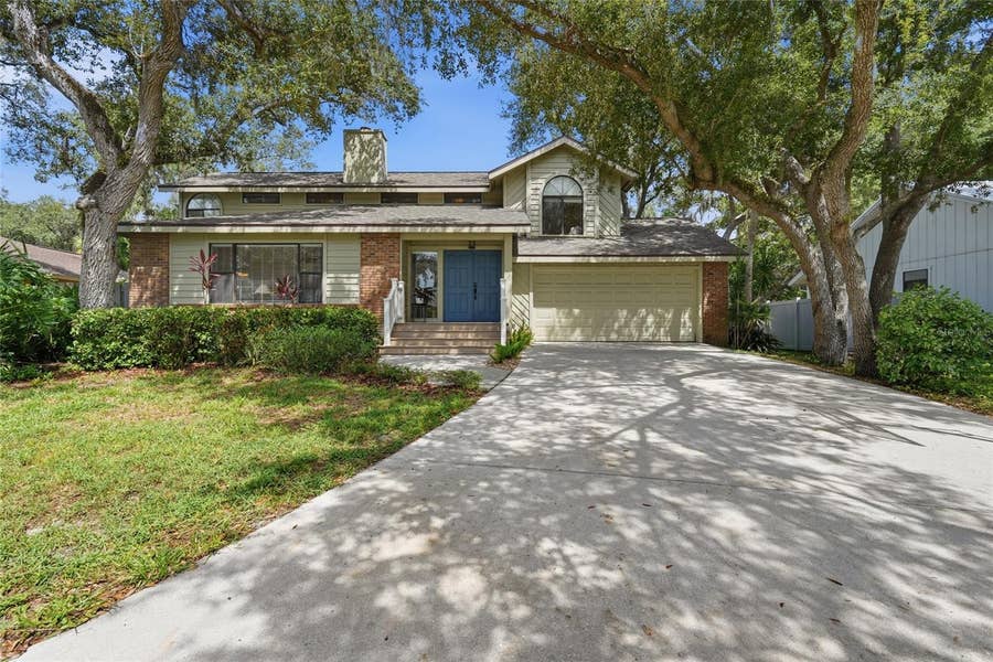 Property photo for 735 FORESTVIEW DRIVE, Sarasota, FL