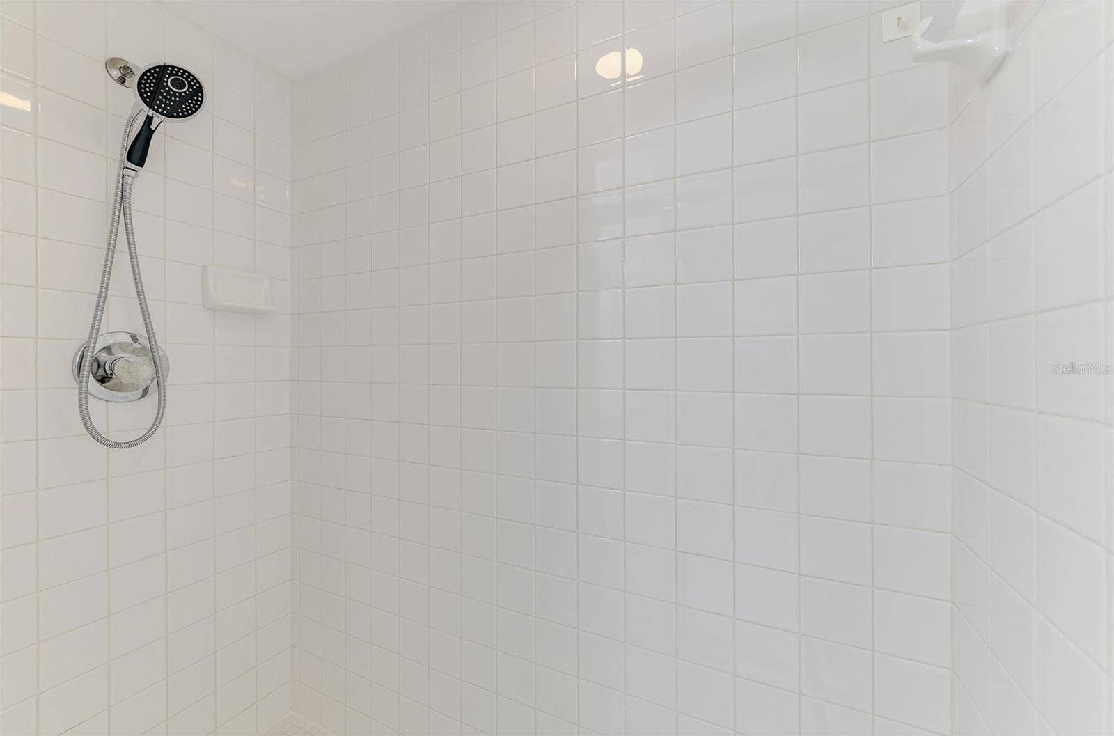 6904 DREWRYS BLUFF, #807, Bradenton, FL 34203 6904 DREWRYS BLUFF, #807, Bradenton, FL 34203