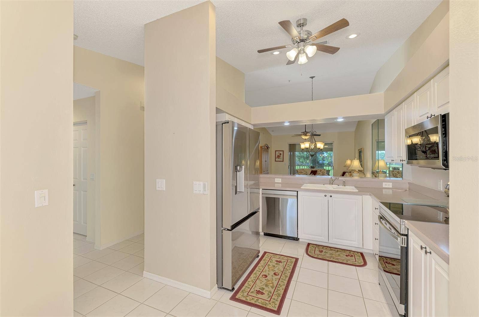 6904 DREWRYS BLUFF, #807, Bradenton, FL 34203 6904 DREWRYS BLUFF, #807, Bradenton, FL 34203
