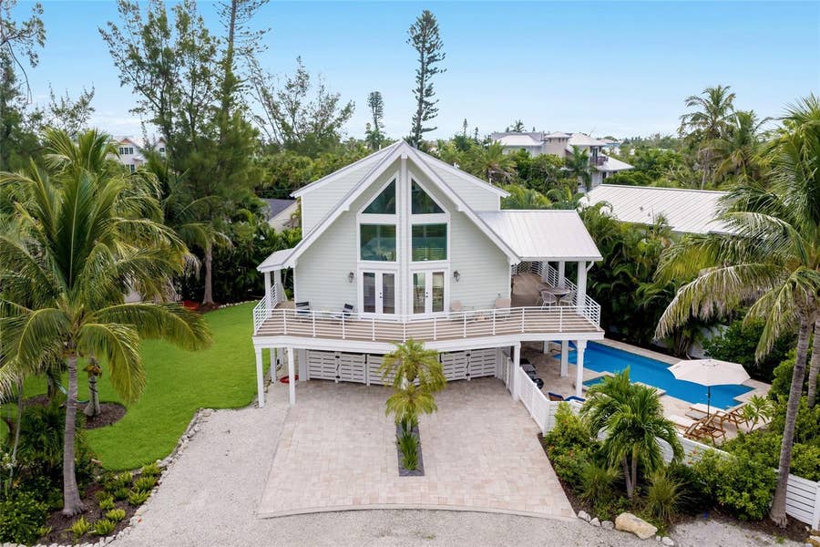 Property photo for 315 HAMMOCK CIRCLE, Anna Maria, FL