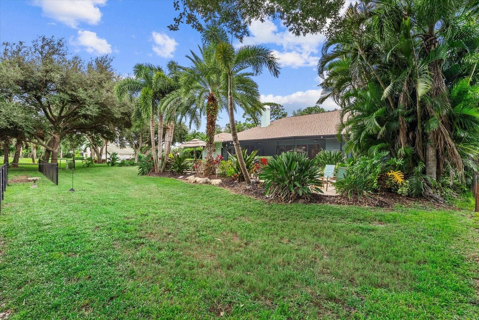 2166 SONOMA DRIVE E, Nokomis, FL 34275