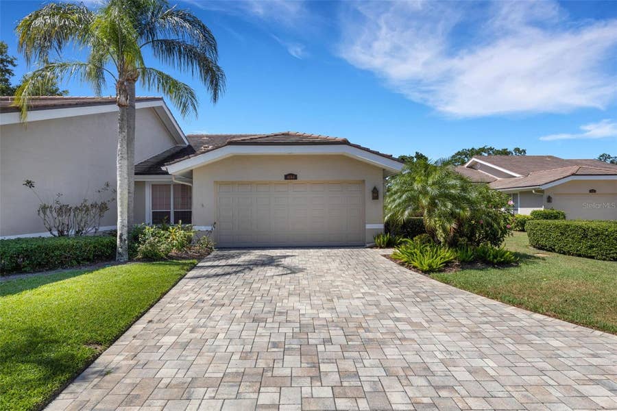 Property photo for 4044 PENSHURST PARK, Sarasota, FL