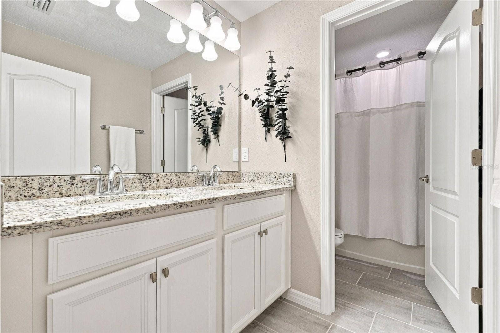 2528 STARWOOD COURT, Lakewood Ranch, FL 34211 2528 STARWOOD COURT, Lakewood Ranch, FL 34211