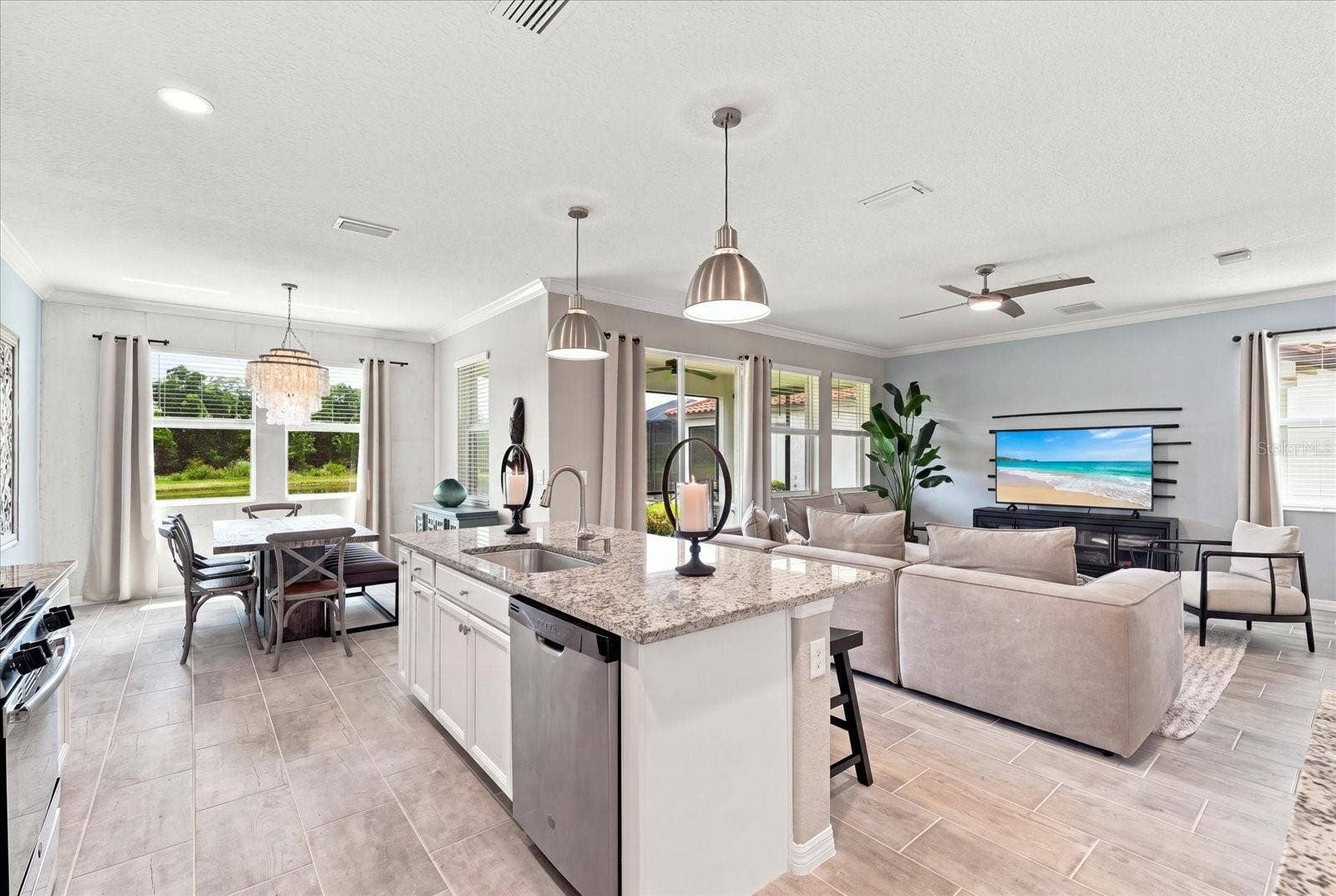 2528 STARWOOD COURT, Lakewood Ranch, FL 34211 2528 STARWOOD COURT, Lakewood Ranch, FL 34211
