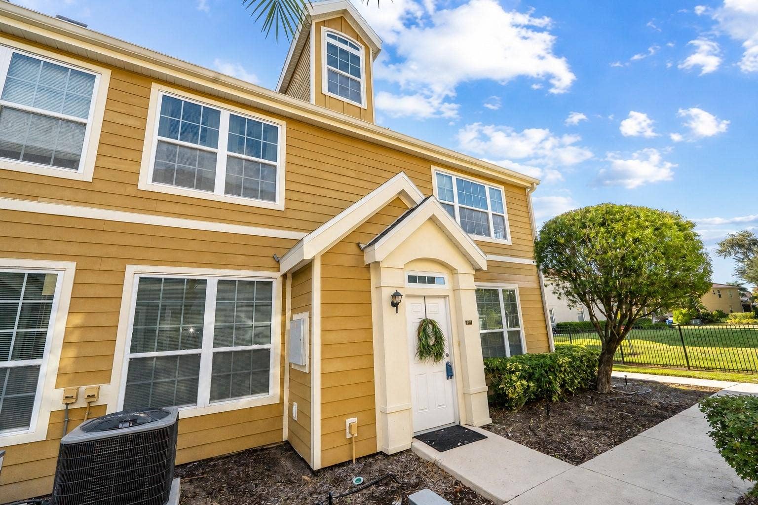 5511 ROSEHILL ROAD, #203, Sarasota, FL 34233