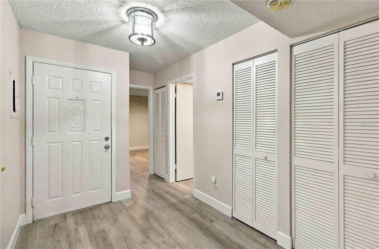 7500 40TH AVENUE W, #105, Bradenton, FL 34209 Foyer