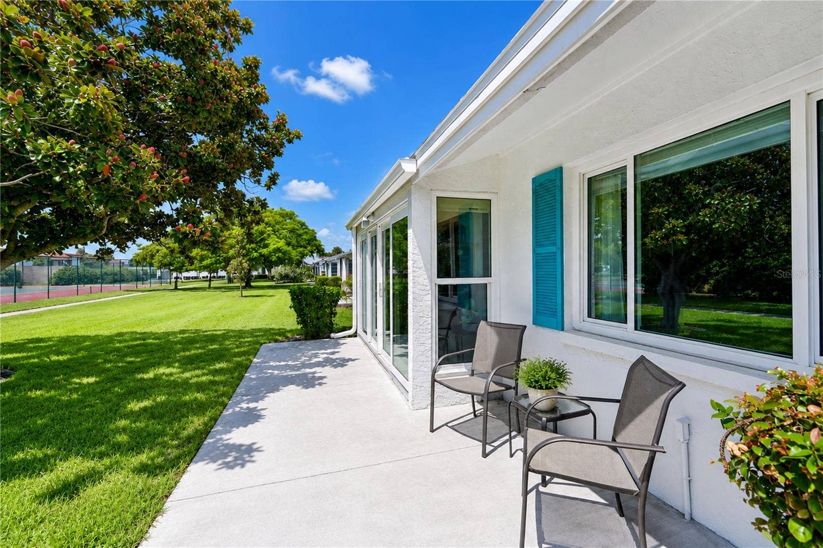 9406 ANDOVER CIRCLE, Bradenton, FL 34210 Lanai patio to the right