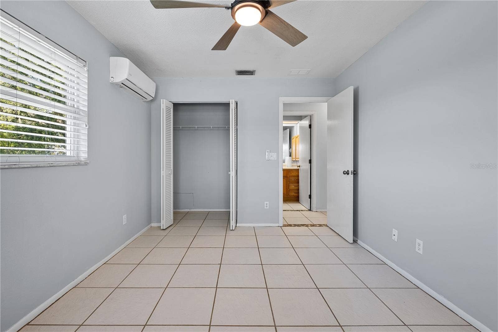6305 61ST STREET E, Palmetto, FL 34221 6305 61ST STREET E, Palmetto, FL 34221