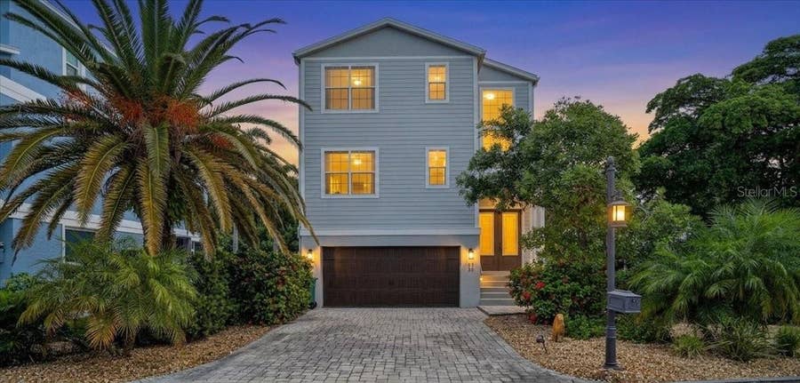 Property photo for 6330 LAGUNA DRIVE, Longboat Key, FL