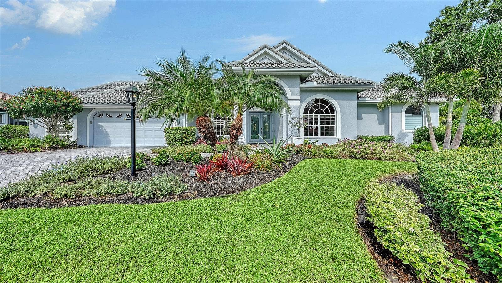 8136 REGENTS COURT, University Park, FL 34201