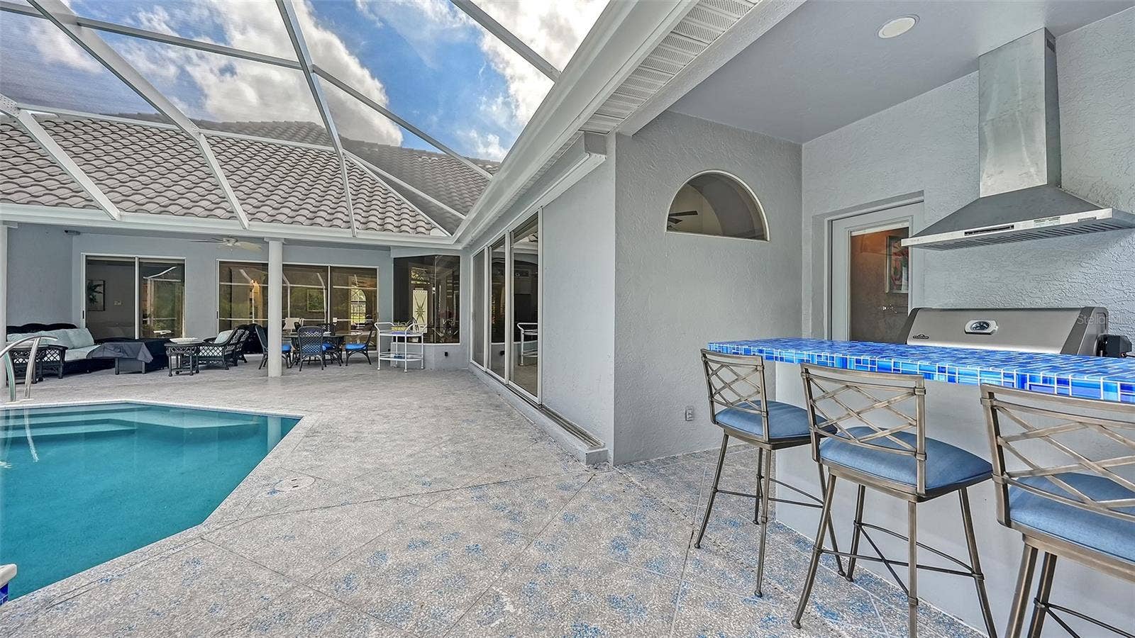 8136 REGENTS COURT, University Park, FL 34201