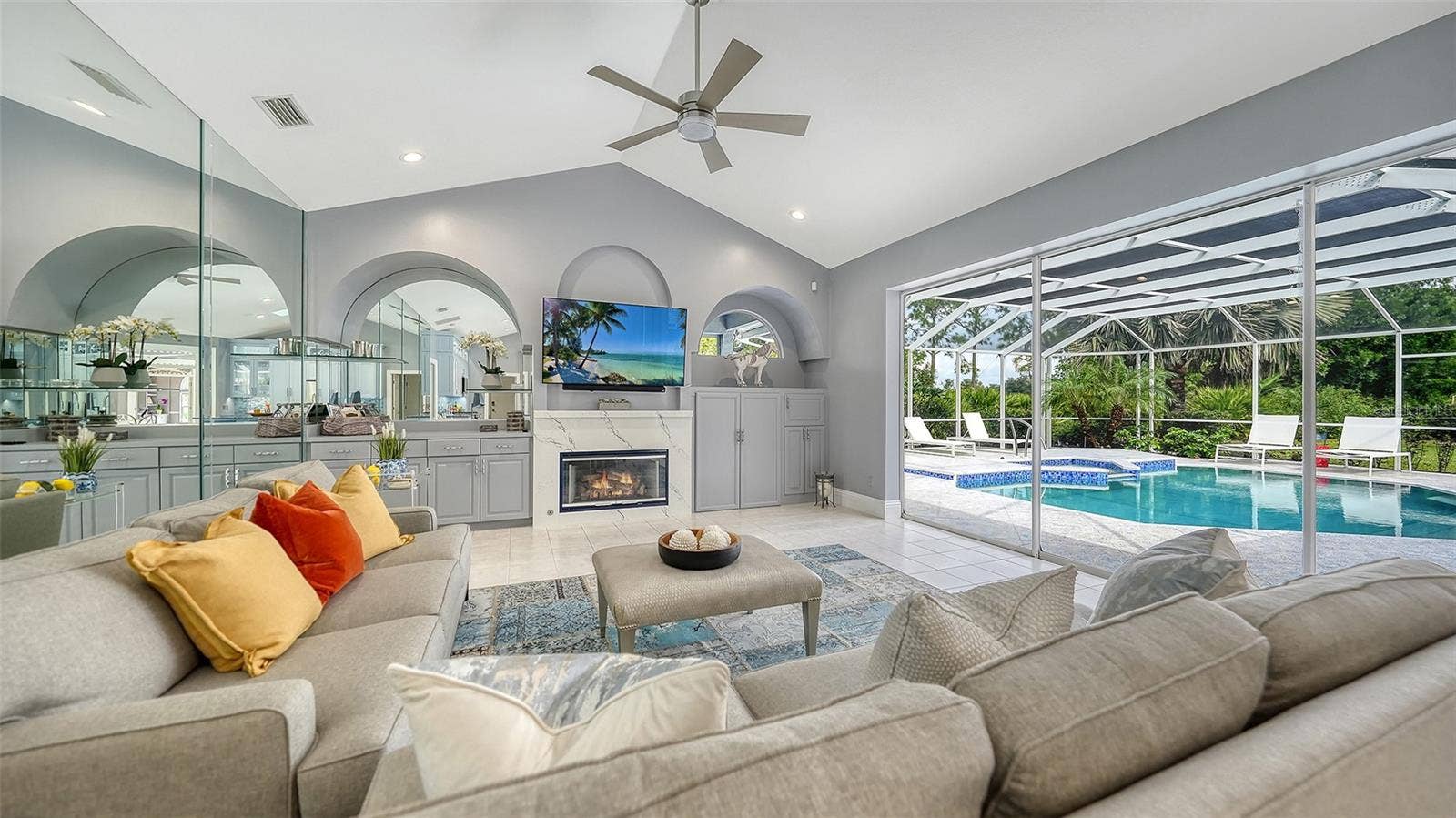 8136 REGENTS COURT, University Park, FL 34201