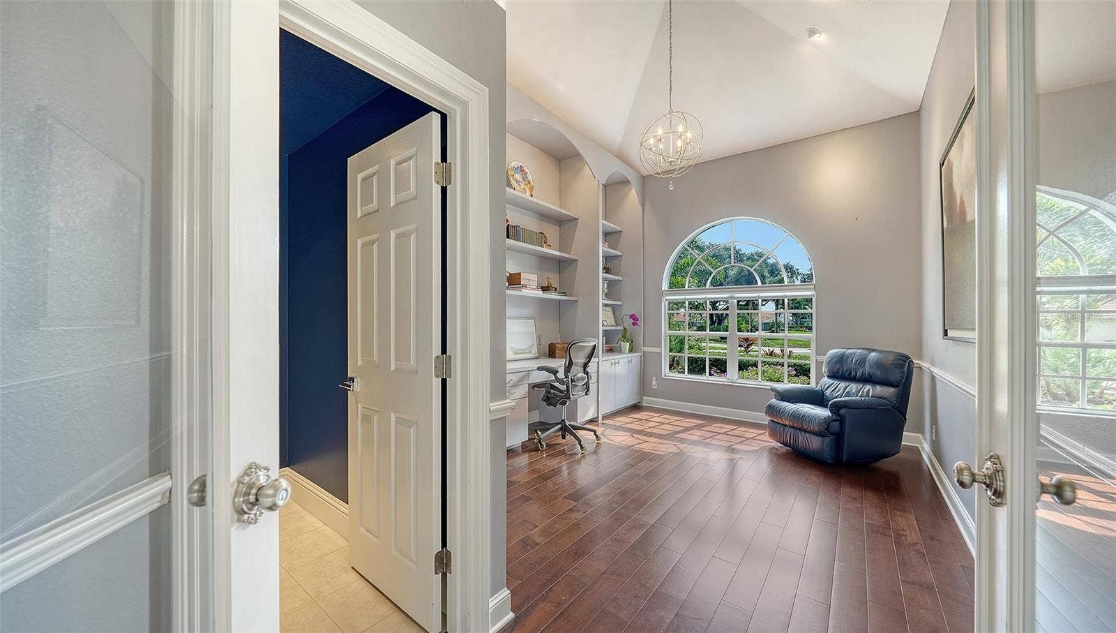 8136 REGENTS COURT, University Park, FL 34201