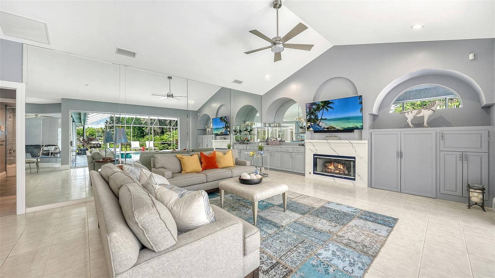 8136 REGENTS COURT, University Park, FL 34201
