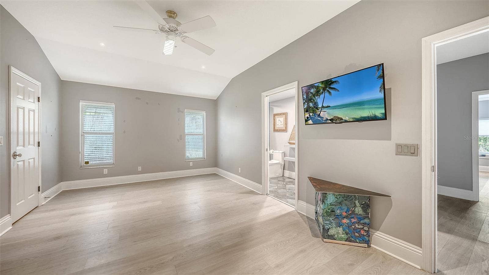8136 REGENTS COURT, University Park, FL 34201