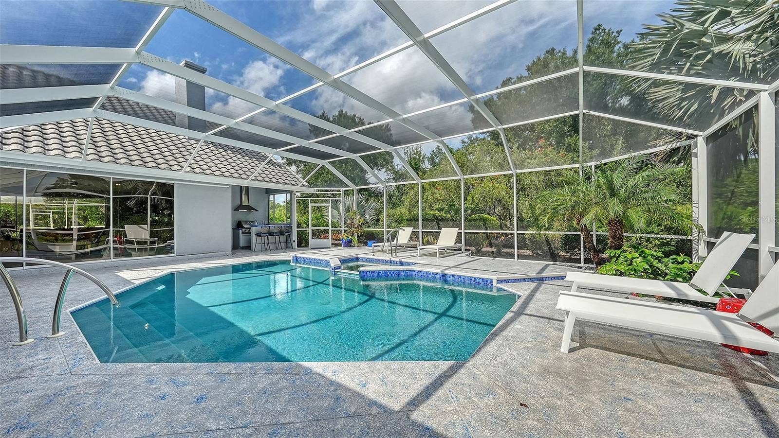 8136 REGENTS COURT, University Park, FL 34201