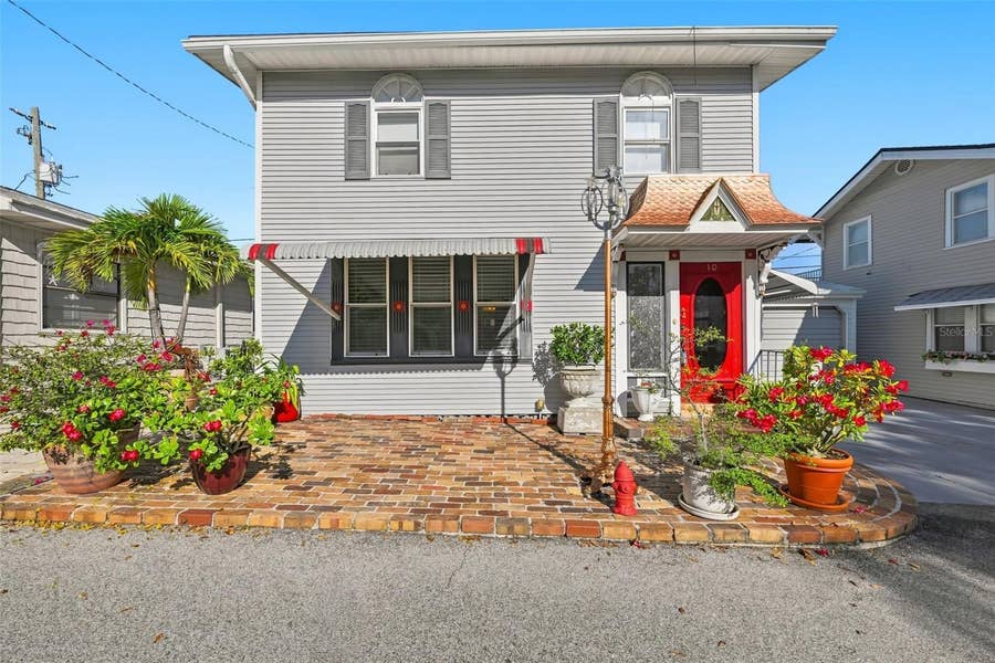 Property photo for 10 PLAZA STREET E, Bradenton, FL