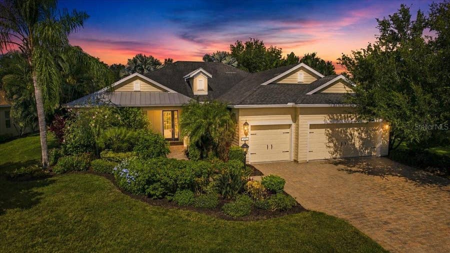 Property photo for 4704 SENECA PARK TRAIL, Bradenton, FL
