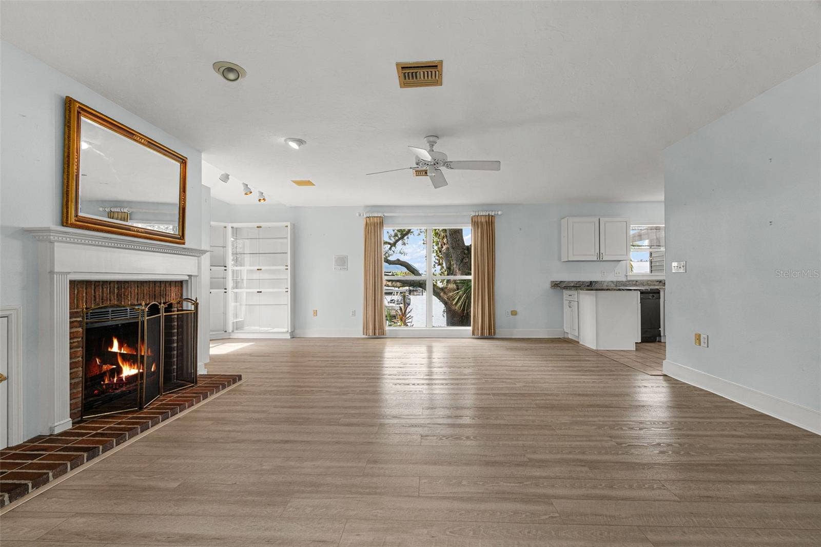 2002 8TH STREET W, Palmetto, FL 34221