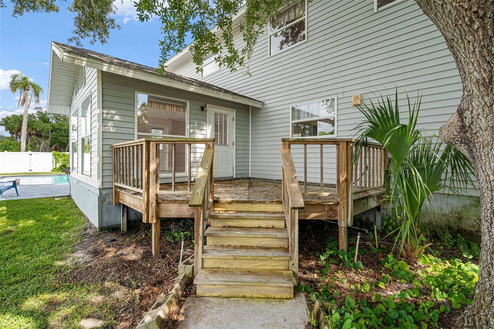 2002 8TH STREET W, Palmetto, FL 34221