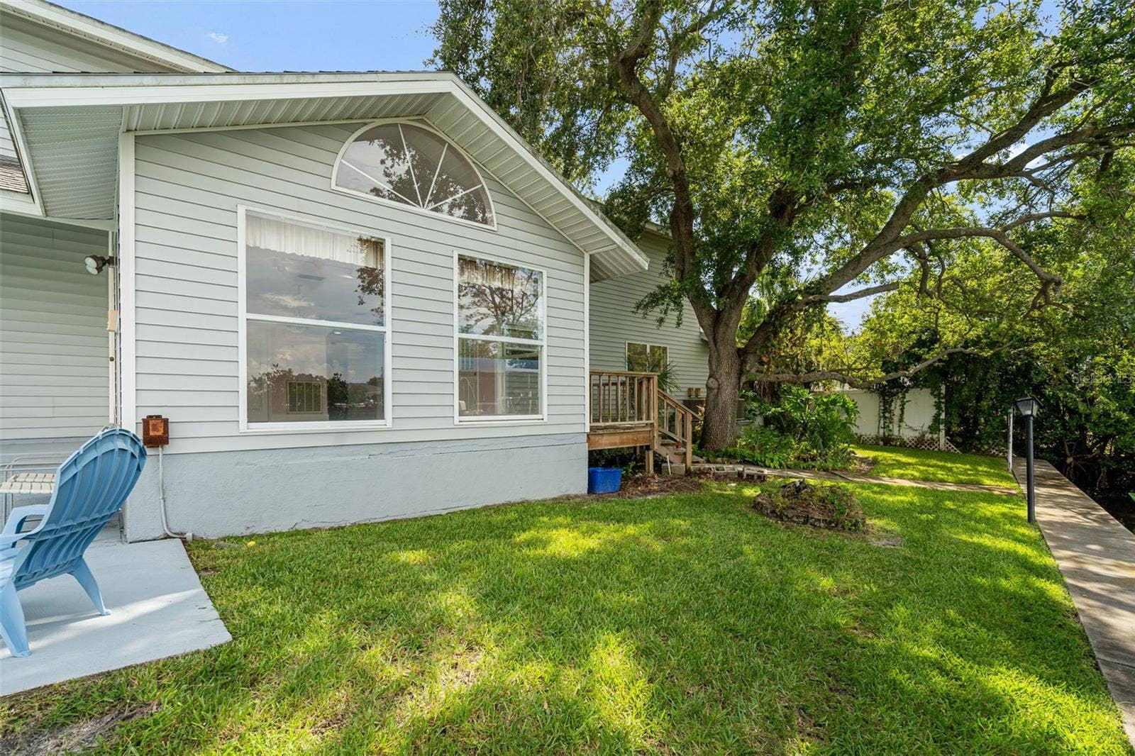 2002 8TH STREET W, Palmetto, FL 34221