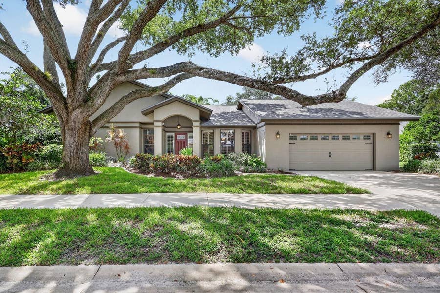 Property photo for 4395 OAK VIEW DRIVE, Sarasota, FL