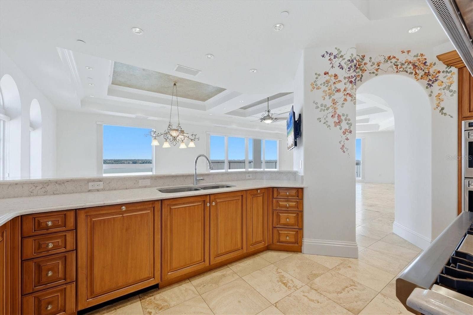 420 GOLDEN GATE POINT, #700, Sarasota, FL 34236 420 GOLDEN GATE POINT, #700, Sarasota, FL 34236