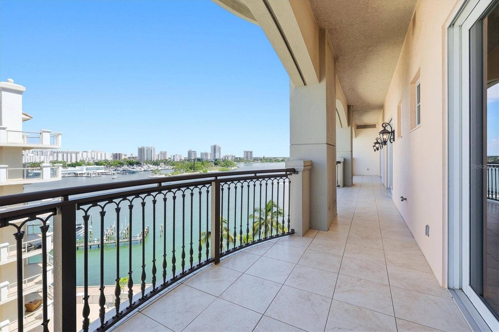 420 GOLDEN GATE POINT, #700, Sarasota, FL 34236 420 GOLDEN GATE POINT, #700, Sarasota, FL 34236