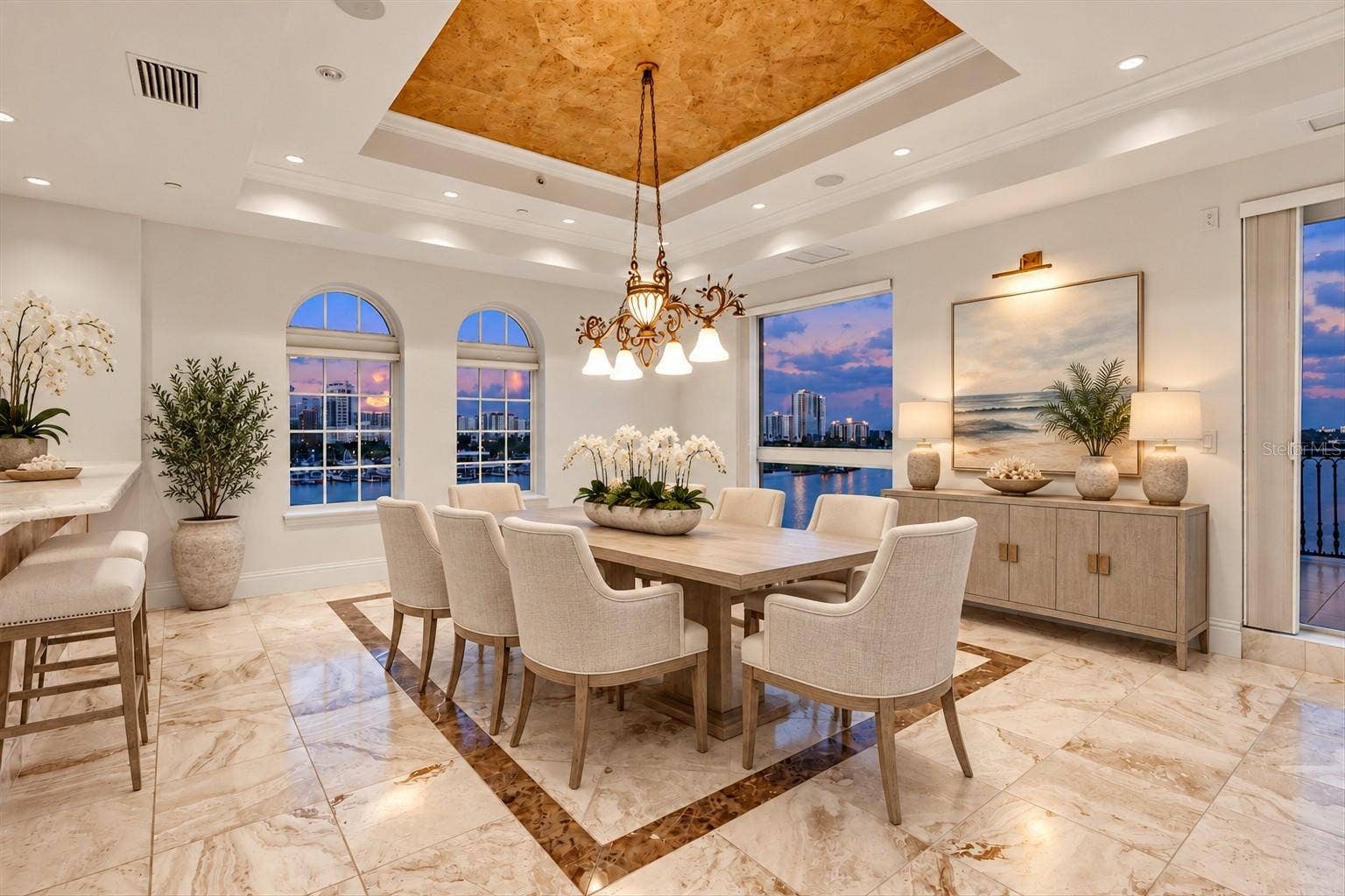 420 GOLDEN GATE POINT, #700, Sarasota, FL 34236 420 GOLDEN GATE POINT, #700, Sarasota, FL 34236
