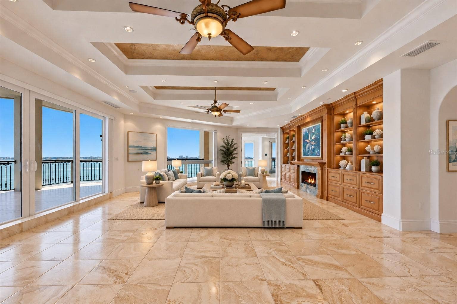 420 GOLDEN GATE POINT, #700, Sarasota, FL 34236 420 GOLDEN GATE POINT, #700, Sarasota, FL 34236