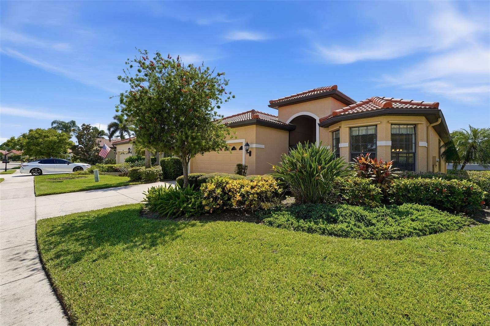 8155 STIRLING FALLS CIRCLE, Sarasota, FL 34243 8155 STIRLING FALLS CIRCLE, Sarasota, FL 34243