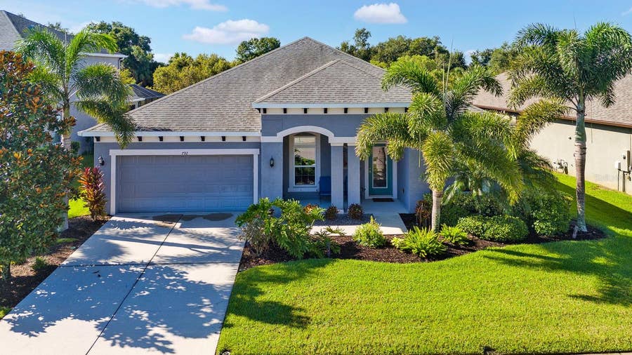 Property photo for 792 ROSEMARY CIRCLE, Bradenton, FL
