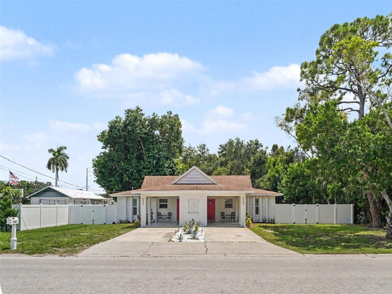 5307 16TH STREET W, Bradenton, FL 34207 5307 16TH STREET W, Bradenton, FL 34207