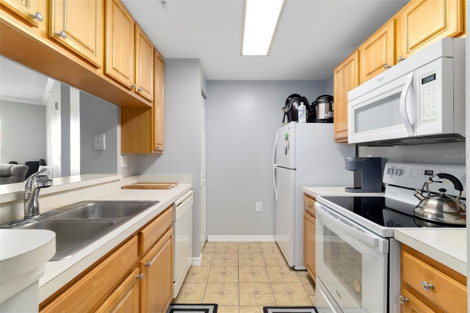 5500 BENTGRASS DRIVE, #6-203, Sarasota, FL 34235 Kitchen.